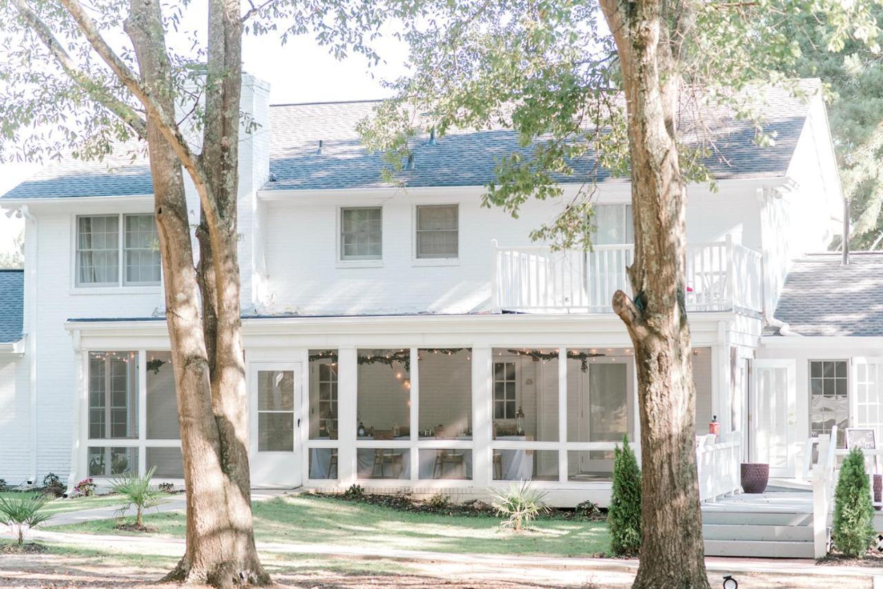 Georgia Palms & Gardens Bed & Breakfast Паудър Спрингс Екстериор снимка